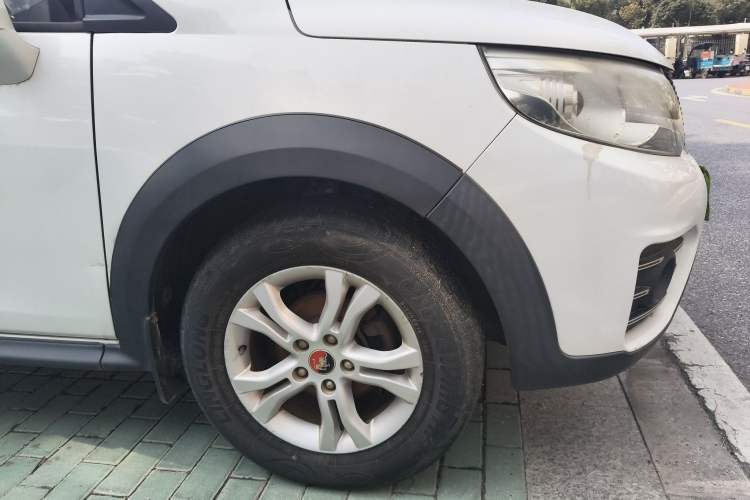 Used FORTHING Joyear X3 2014 1.5L Luxury Model Right Front Wheel Hub