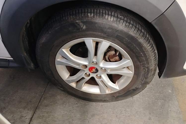 Used FORTHING Joyear X3 2014 1.5L Deluxe Edition Right Front Wheel Hub