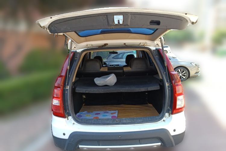 Used FORTHING Joyear X3 2014 1.5L Luxury Model Trunk