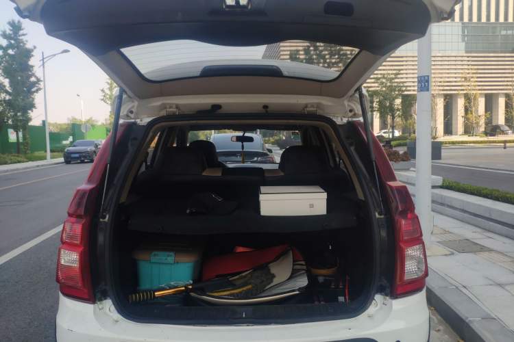 Used FORTHING Joyear X3 2014 1.5L Luxury Model Trunk
