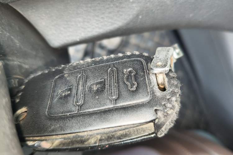Used FORTHING Joyear X3 2014 1.5L Luxury Model Vehicle Key