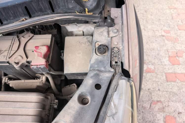 Used FORTHING Joyear X3 2014 1.5L Comfort Model Engine Bay Left