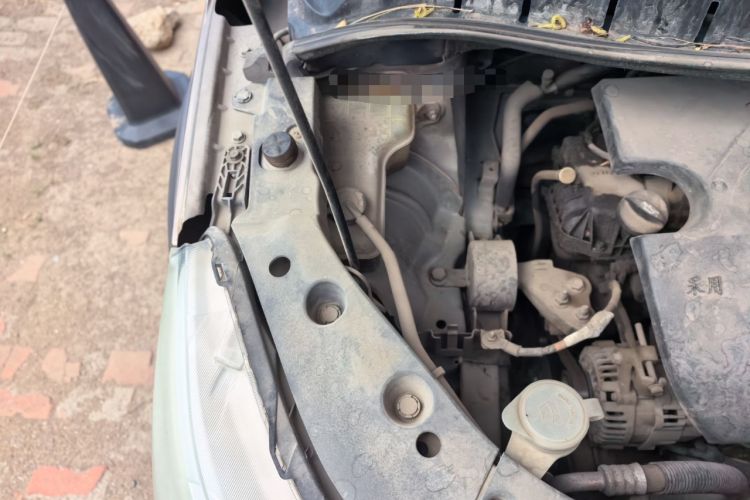 Used FORTHING Joyear X3 2014 1.5L Comfort Model Engine Bay Right
