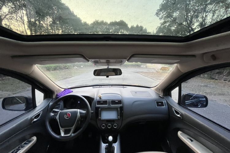 Used FORTHING Joyear X3 2015 1.5L Luxury Model Interior 2