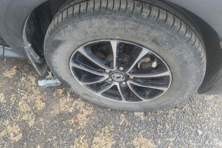 Used FORTHING Joyear X3 2015 1.5L Comfort Model Right Front Wheel Hub