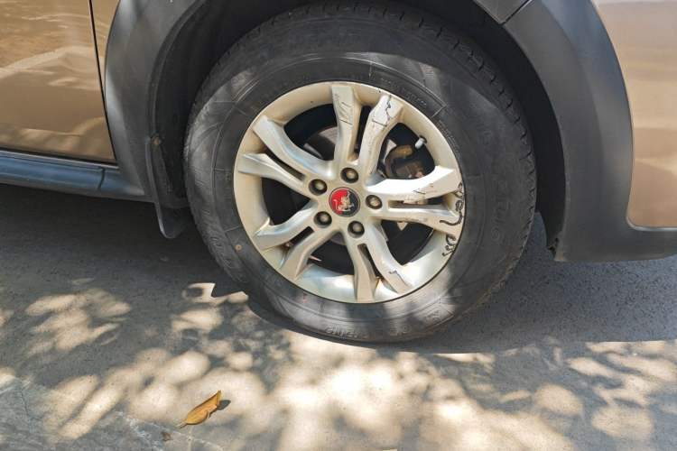 Used FORTHING Joyear X3 2015 1.5L Luxury Model Right Front Wheel Hub