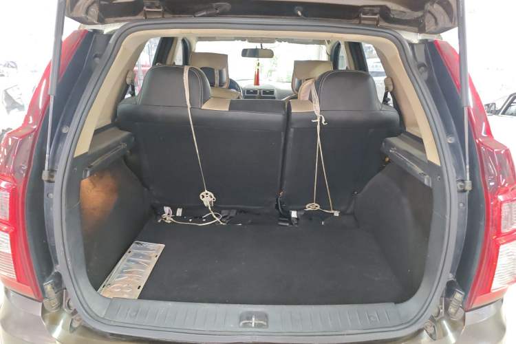 Used FORTHING Joyear X3 2015 1.5L Comfort Model Trunk