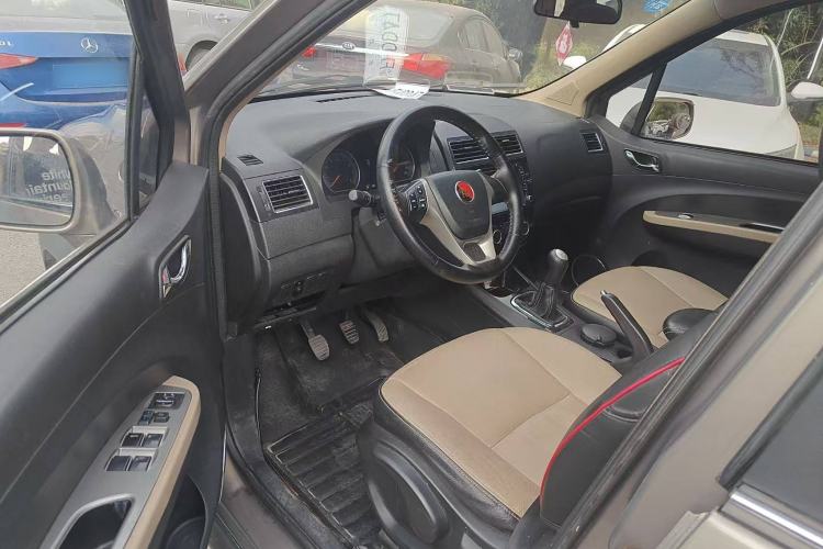 Used FORTHING Joyear X3 2015 1.5L Luxury Model Interior 1
