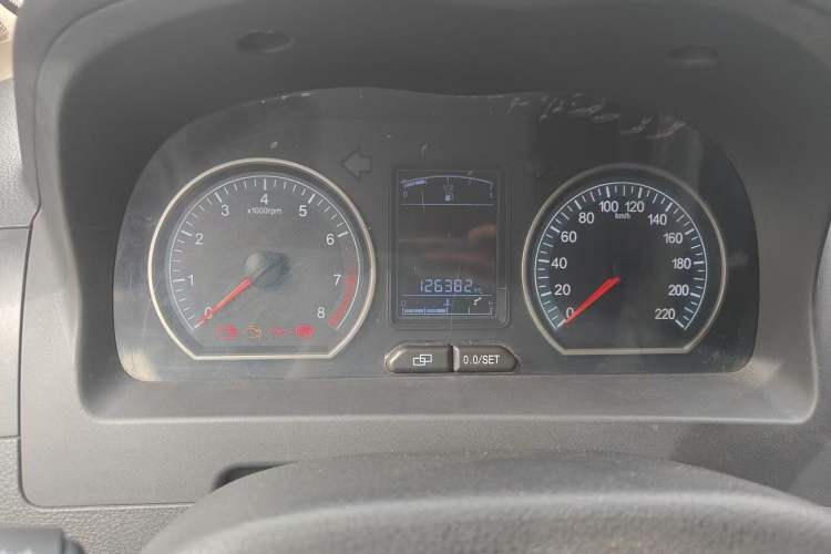 Used FORTHING Joyear X3 2015 1.5L Luxury Model Odometer Close Up