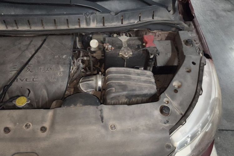 Used FORTHING Joyear X3 2015 1.5L Luxury Model Engine Bay Left