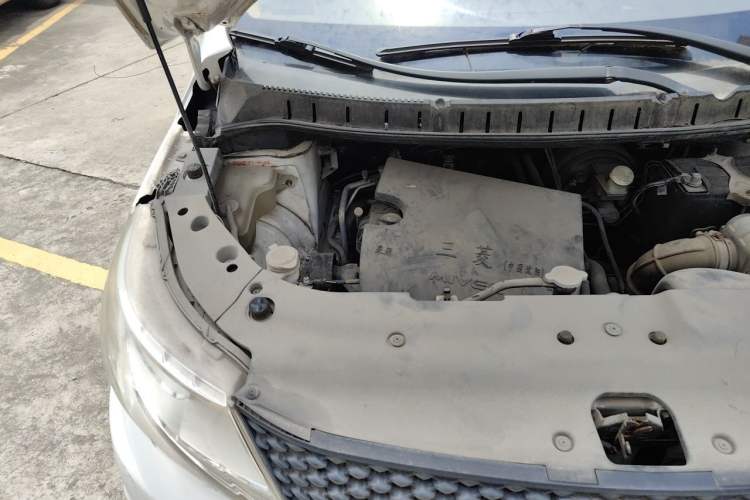 Used FORTHING Joyear X3 2015 1.5L Luxury Model Engine Bay Right
