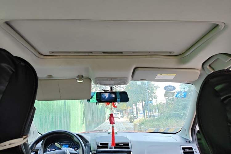Used FORTHING Joyear X3 2015 1.5L Luxury Model Headliner