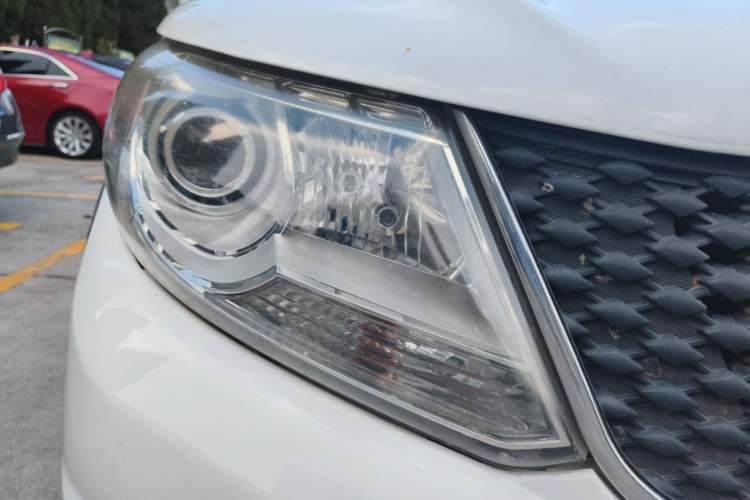 Used FORTHING Joyear X3 2015 1.5L Comfort Model Right Front Headlight