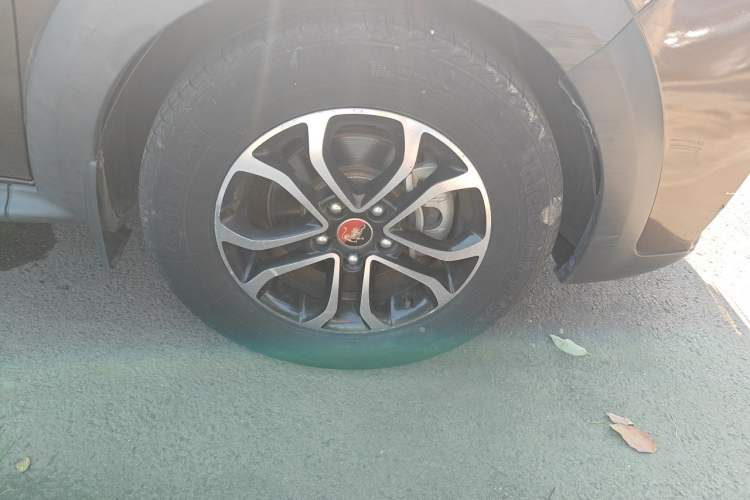 Used FORTHING Joyear X3 2015 1.5L Luxury Model Right Front Wheel Hub
