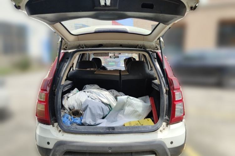 Used FORTHING Joyear X3 2015 1.5L Luxury Model Trunk