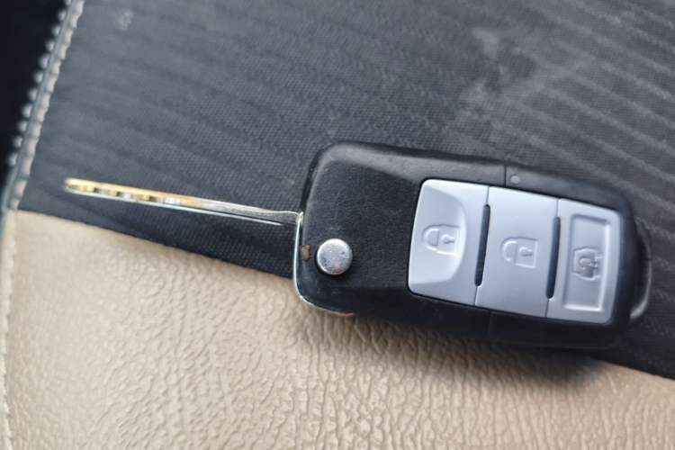 Used FORTHING Joyear X3 2015 1.5L Comfort Model Vehicle Key