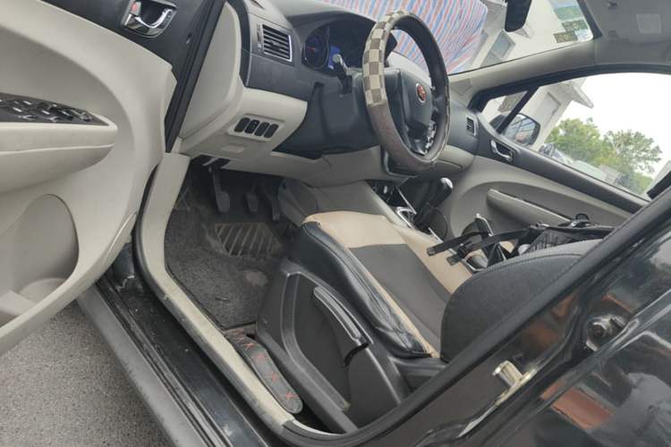 Used FORTHING Joyear X3 2015 1.5L Comfort Model Driver Seat