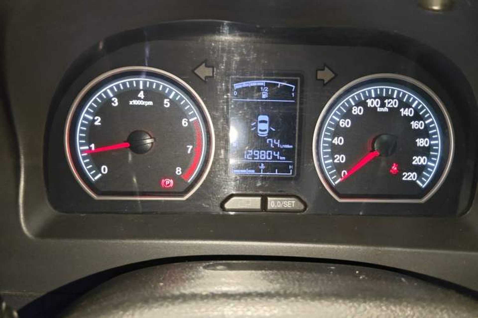 Used FORTHING Joyear X3 2015 1.5L Luxury Model Odometer Close Up