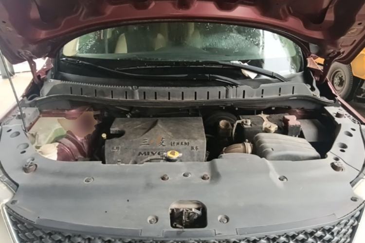 Used FORTHING Joyear X3 2015 1.5L Comfort Model Engine Bay