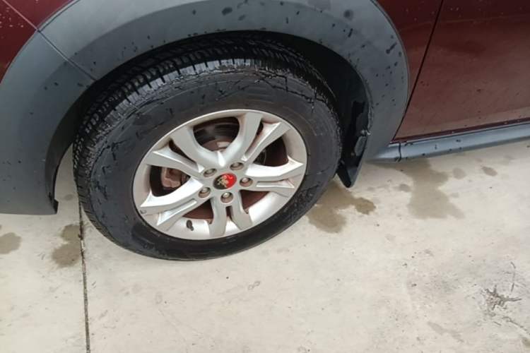 Used FORTHING Joyear X3 2015 1.5L Comfort Model Left Front Wheel Hub