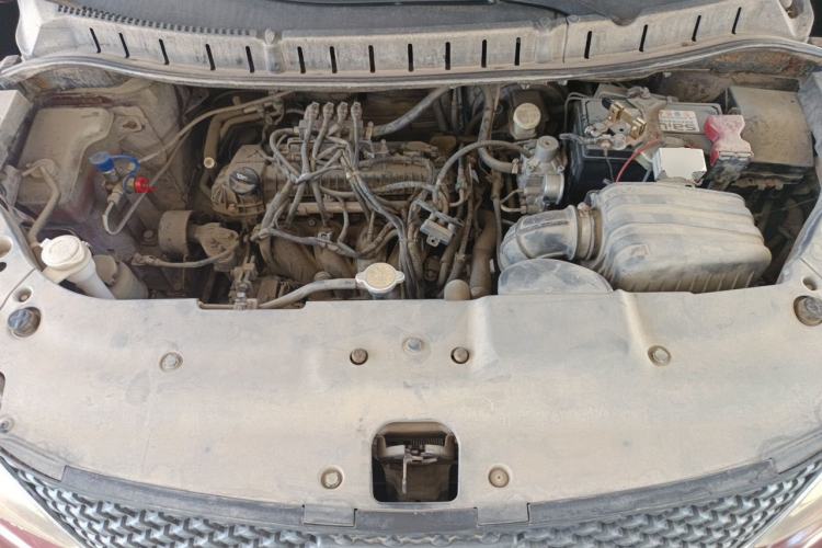 Used FORTHING Joyear X3 2015 1.5L Comfort Model Engine Bay
