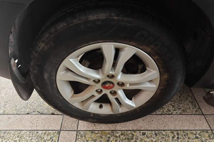 Used FORTHING Joyear X3 2015 1.5L Comfort Model Exterior 5