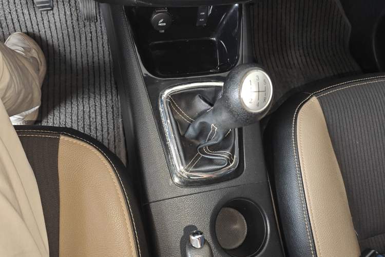 Used FORTHING Joyear X3 2015 1.5L Comfort Model Gear Lever