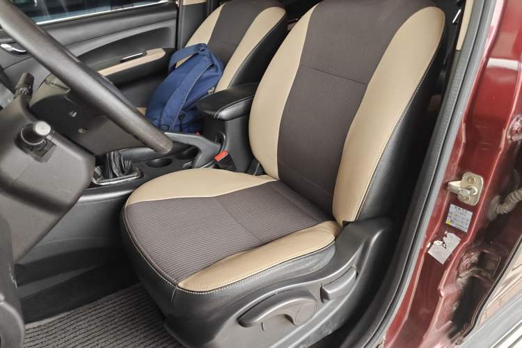 Used FORTHING Joyear X3 2015 1.5L Comfort Model Left Front Seat