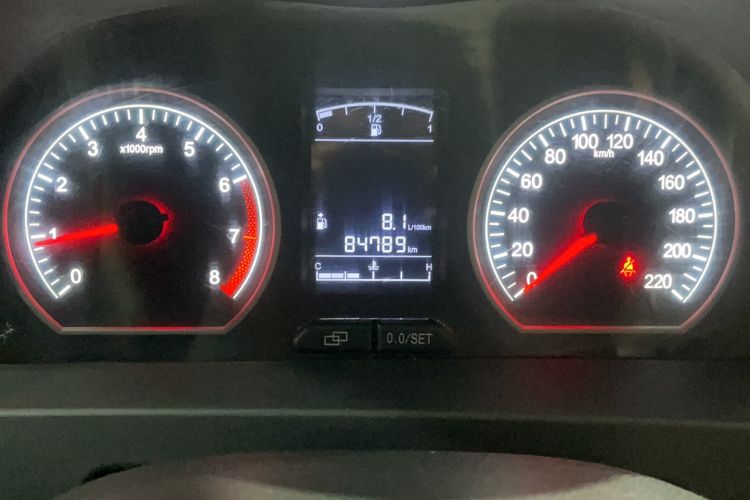 Used FORTHING Joyear X3 2015 1.5L Luxury Model Odometer Close Up
