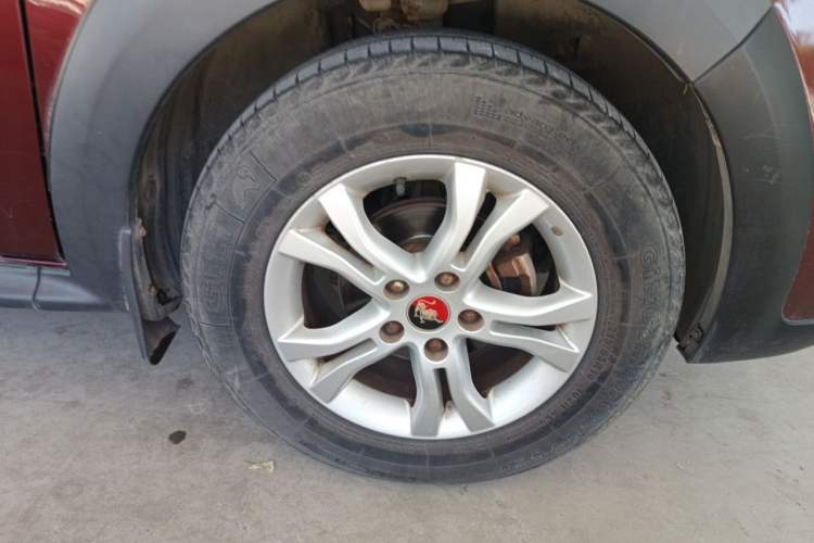 Used FORTHING Joyear X3 2015 1.5L Comfort Model Right Front Wheel Hub