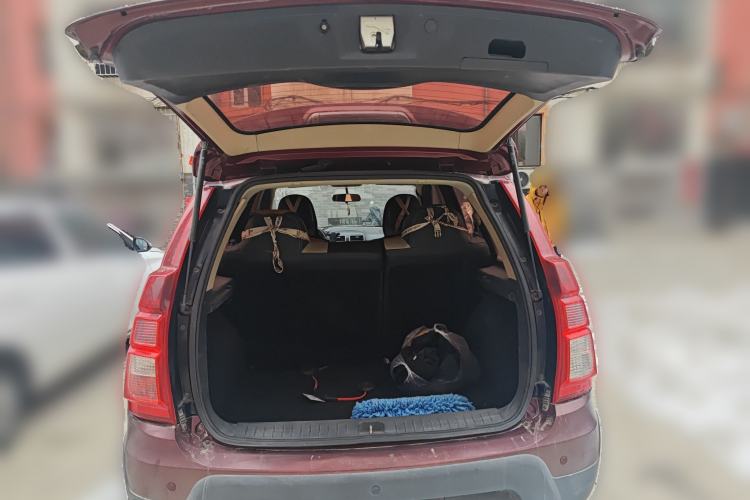 Used FORTHING Joyear X3 2015 1.5L Comfort Model Trunk