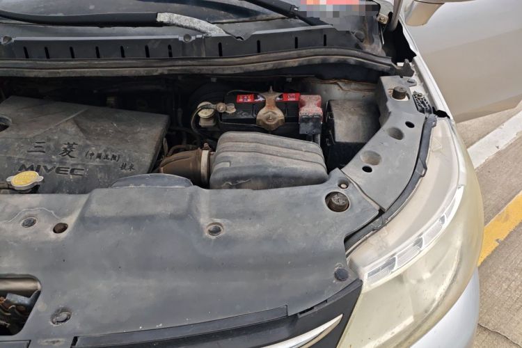 Used FORTHING Joyear X3 2015 1.5L Comfort Model Engine Bay Left