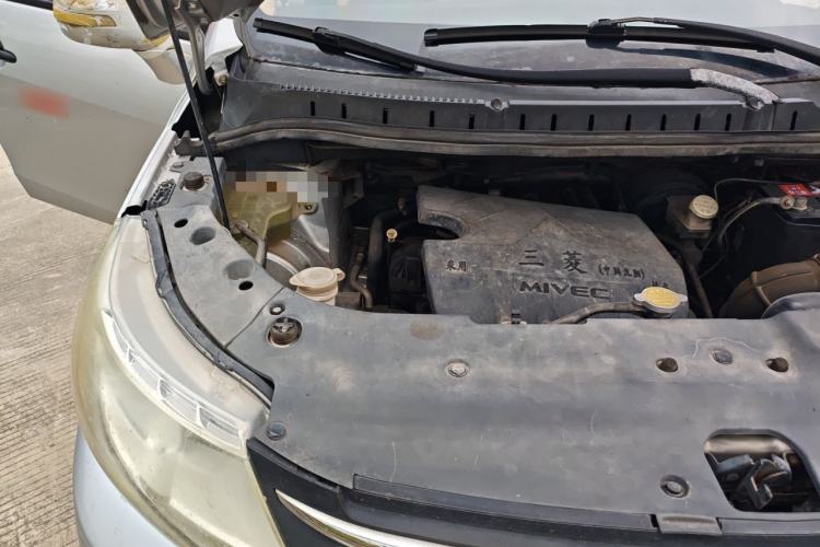Used FORTHING Joyear X3 2015 1.5L Comfort Model Engine Bay Right