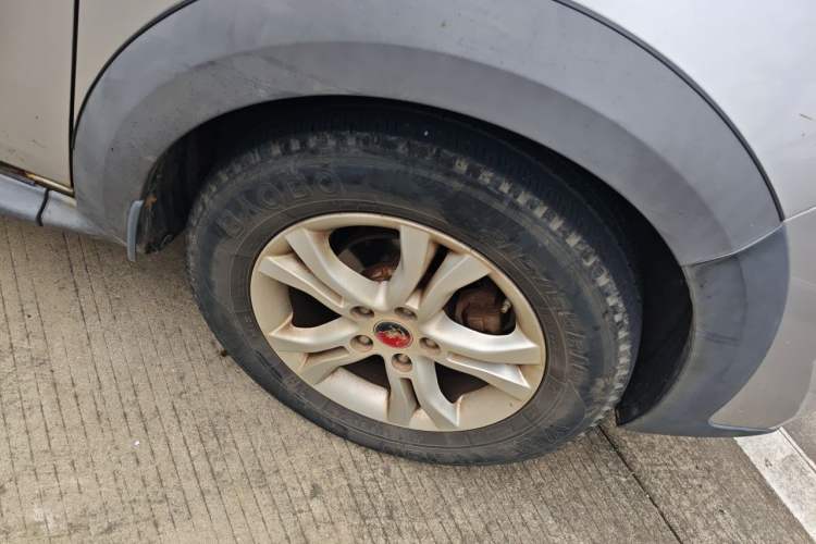 Used FORTHING Joyear X3 2015 1.5L Comfort Model Right Front Wheel Hub