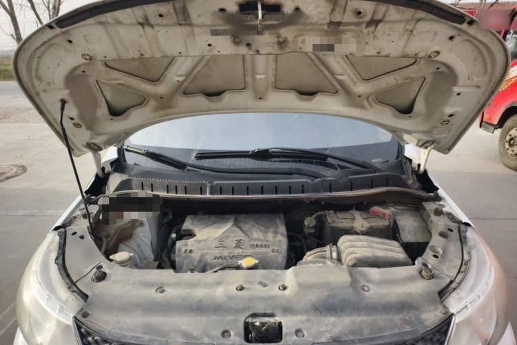 Used FORTHING Joyear X3 2015 1.5L Comfort Model Engine Bay