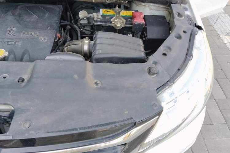 Used FORTHING Joyear X3 2015 1.5L Luxury Model Engine Bay Left