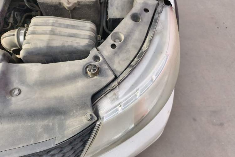 Used FORTHING Joyear X3 2015 1.5L Comfort Model Engine Bay Left
