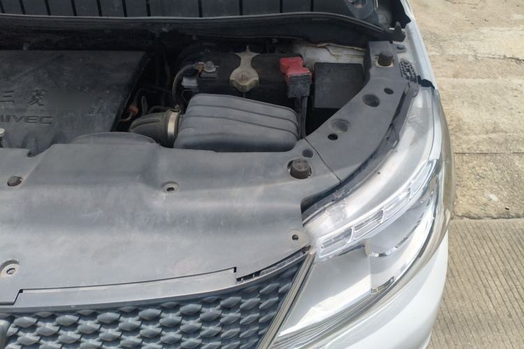 Used FORTHING Joyear X3 2015 1.5L Comfort Model Engine Bay Left