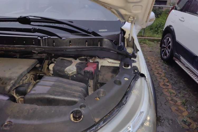 Used FORTHING Joyear X3 2015 1.5L Luxury Model Engine Bay Left