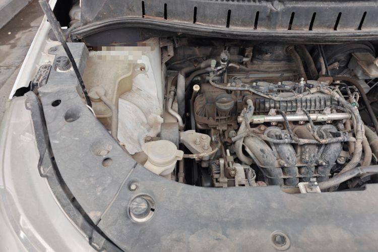 Used FORTHING Joyear X3 2015 1.5L Comfort Model Engine Bay Right