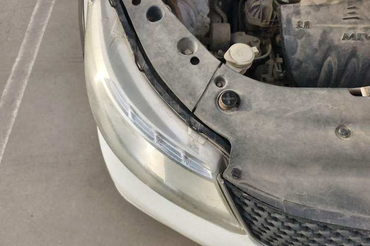 Used FORTHING Joyear X3 2015 1.5L Comfort Model Engine Bay Right
