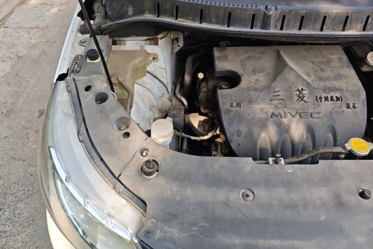 Used FORTHING Joyear X3 2015 1.5L Luxury Model Engine Bay Right