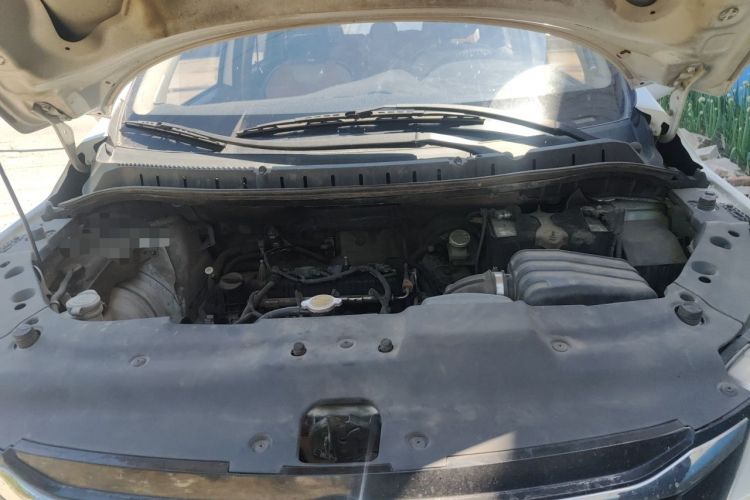 Used FORTHING Joyear X3 2015 1.5L Comfort Model Engine Bay