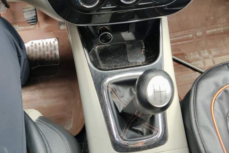 Used FORTHING Joyear X3 2015 1.5L Comfort Model Gear Lever