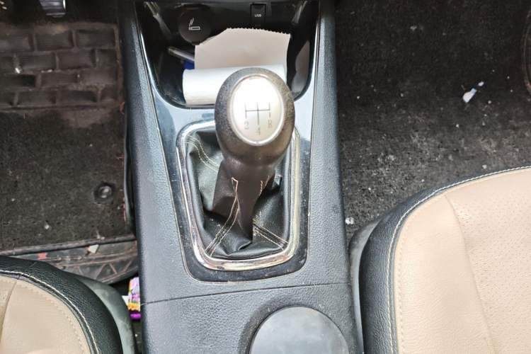 Used FORTHING Joyear X3 2015 1.5L Luxury Model Gear Lever