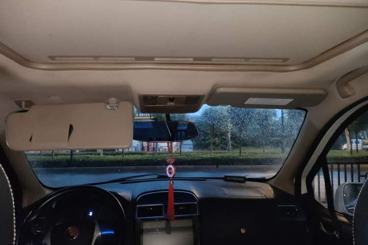Used FORTHING Joyear X3 2015 1.5L Luxury Model Headliner