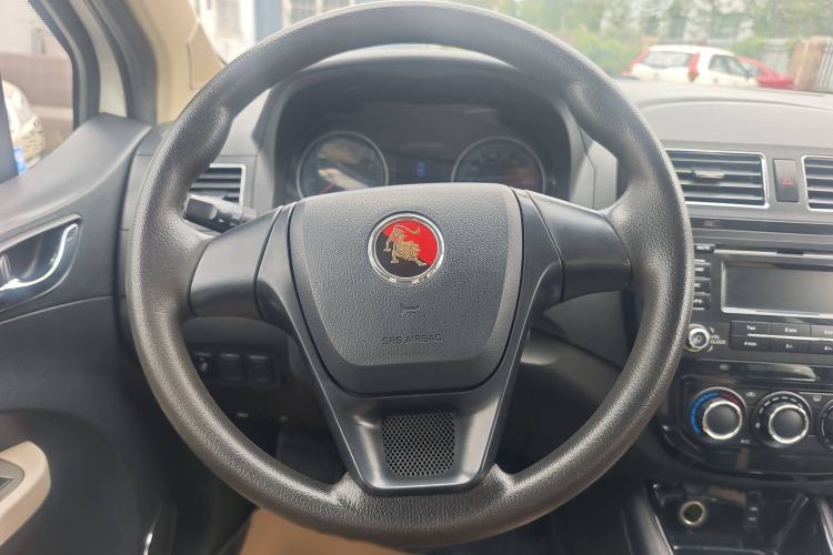 Used FORTHING Joyear X3 2015 1.5L Comfort Model Interior 5