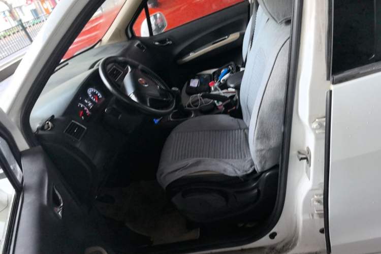 Used FORTHING Joyear X3 2015 1.5L Comfort Model Left Front Seat