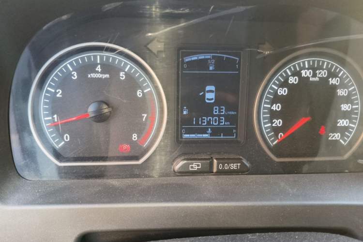Used FORTHING Joyear X3 2015 1.5L Comfort Model Odometer Close Up
