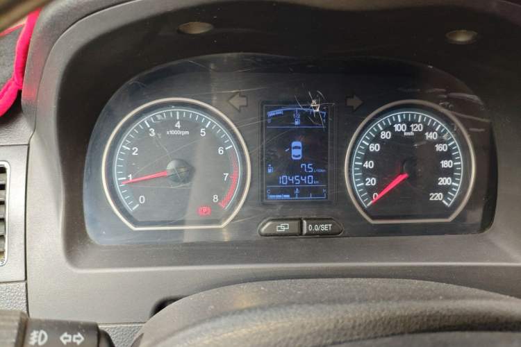 Used FORTHING Joyear X3 2015 1.5L Deluxe Model Odometer Close Up